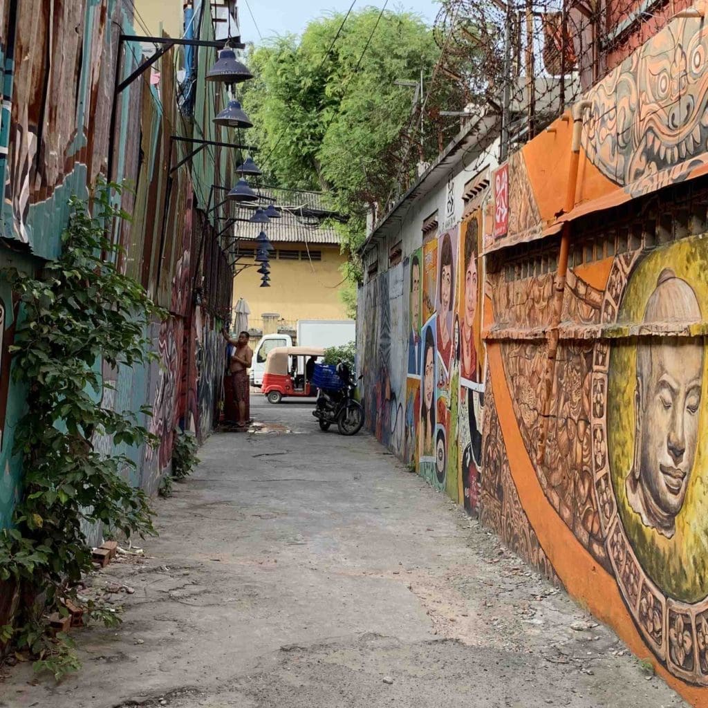 street-art-in-an-alley-way-in-phnom-penh-cambodia