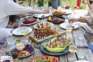 A Summer BBQ: 5 Ideas To Help You Pull it off with Ease