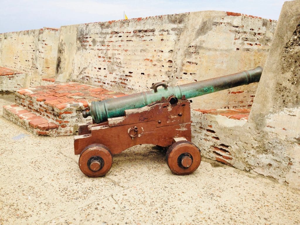 cartagena-travel-guide-atop-San-Felipe-de-Barajas-Castle