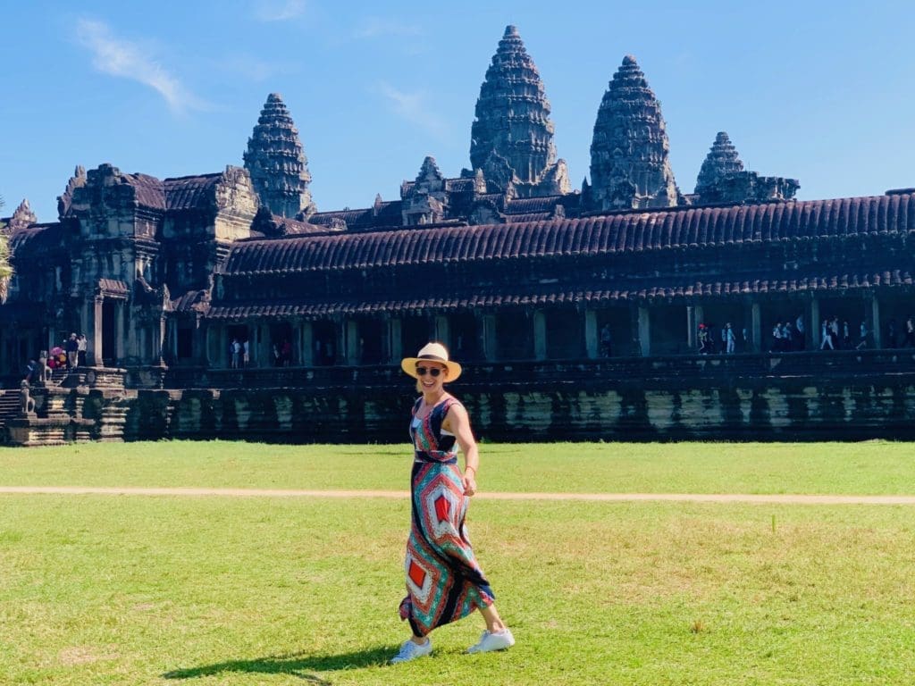 visiting-angkor-wat-merry-skipping-by-western-entrance