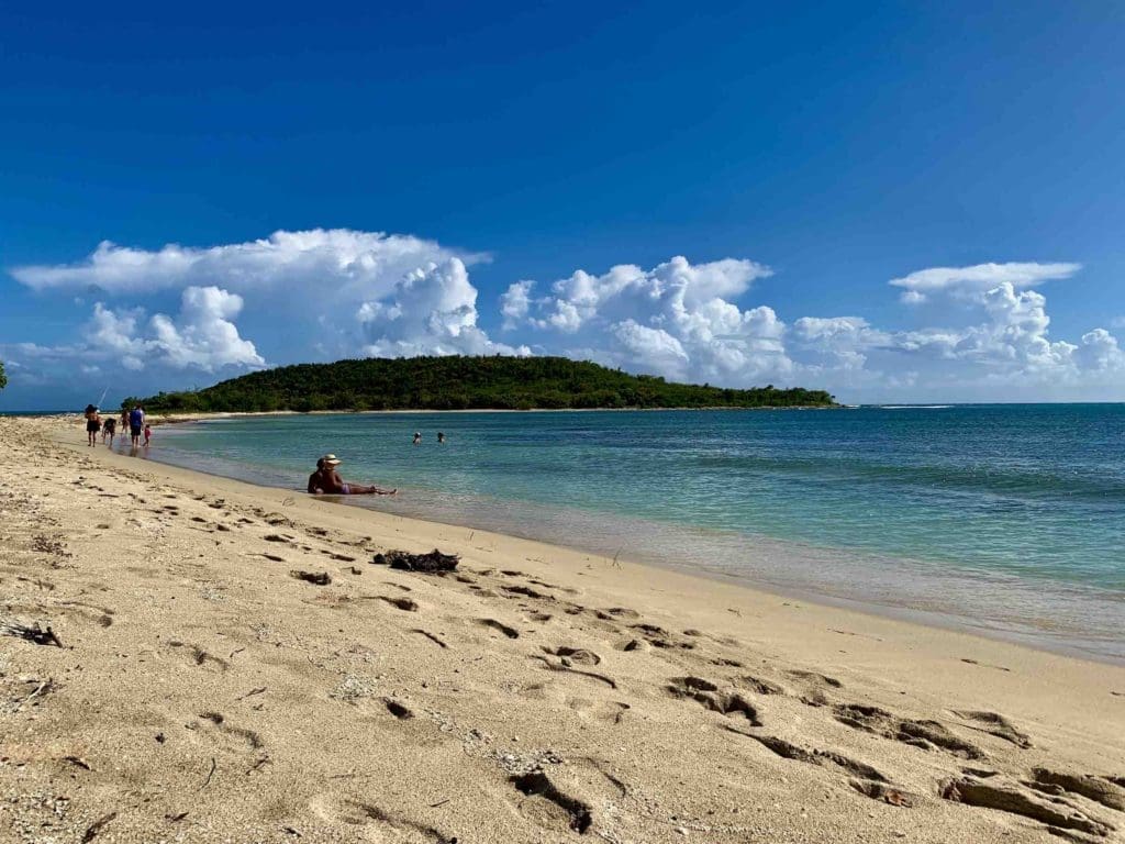 tropical-sun-bay-beach-vieques