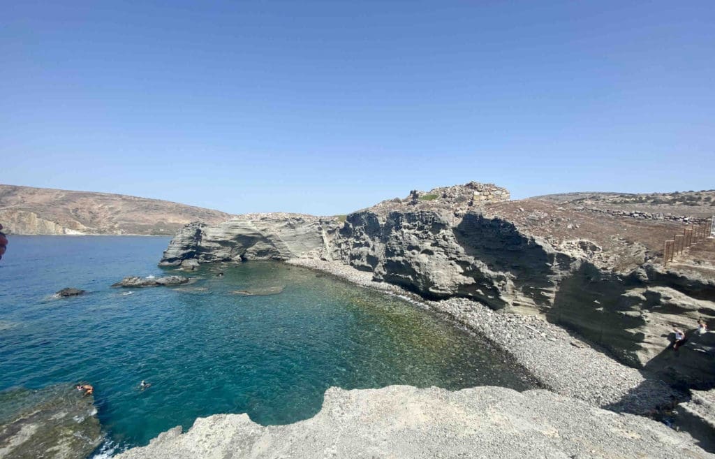 papafragas-beach-milos-greece