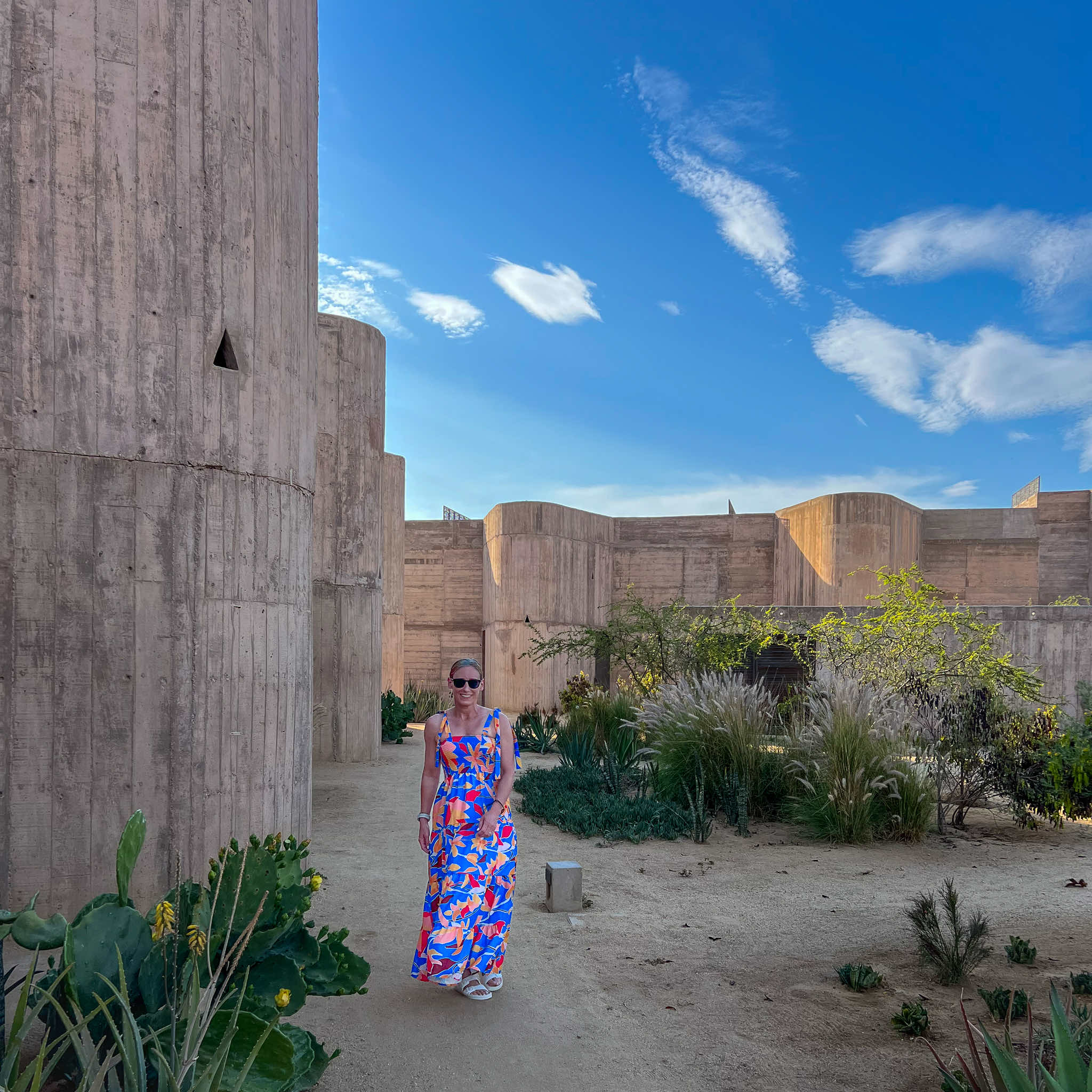 merry-in-amazon-dress-walking-gardens-at-paradero-hotel