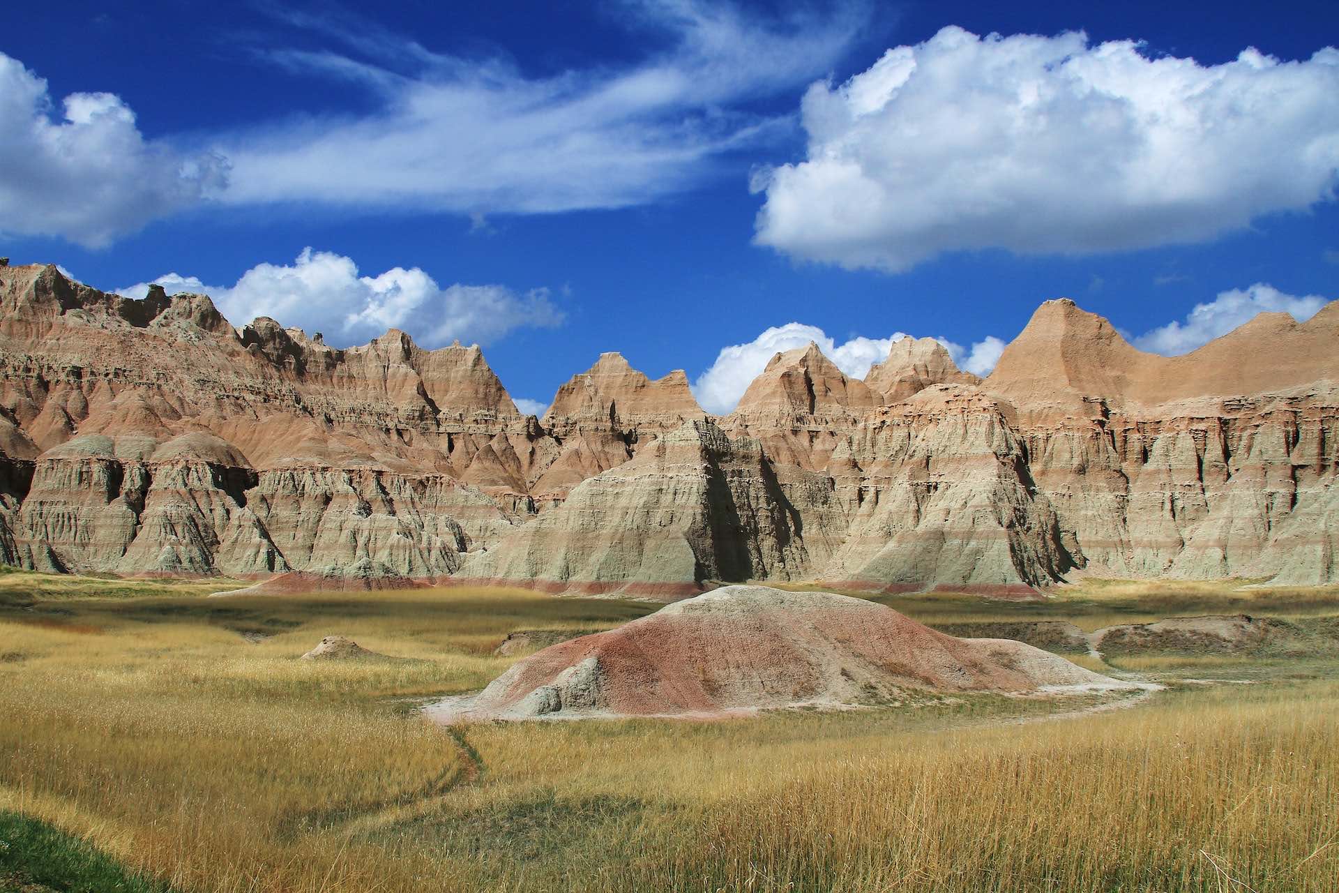 Bad-Lands-National-Park-south-dakota