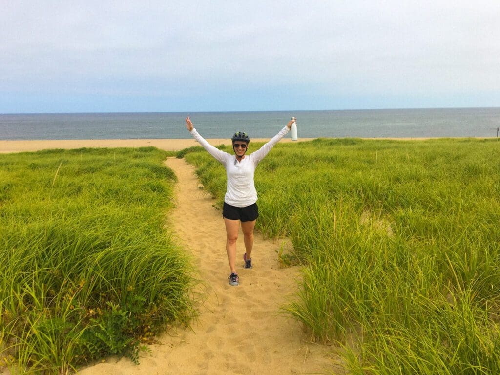 merry-enjoying-the-national-sea-shore-park-in-outer-cape-cod