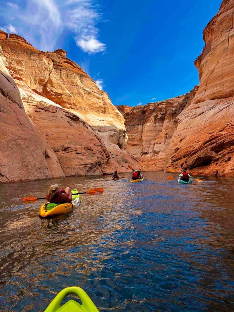 canyon-views-kayaking-lake-powell-southwest-road-trip